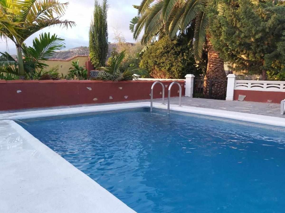 Jorsam Con Piscina Kır Evi *